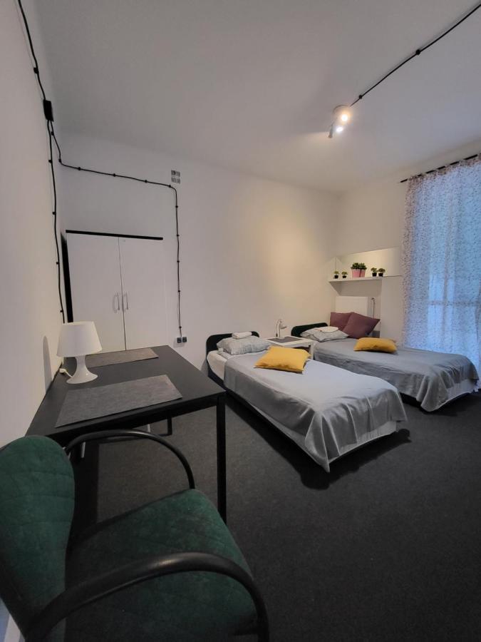 Charmed Homestay - Zaczarowany Warszawa Eksteriør bilde